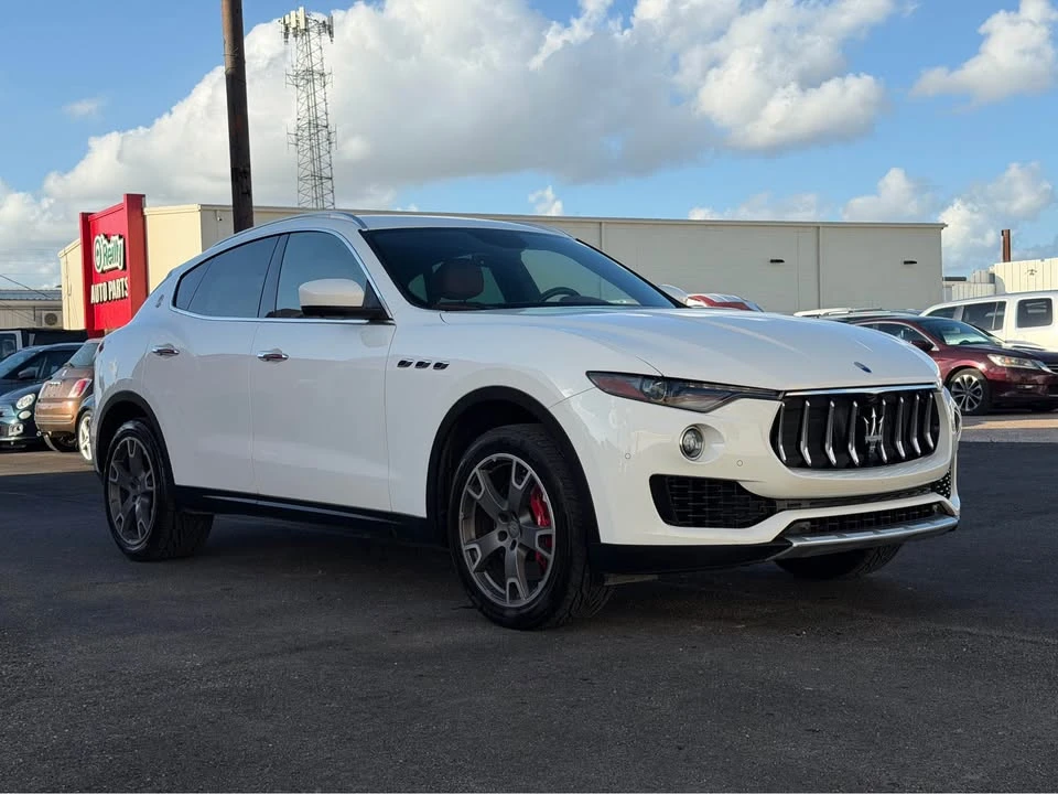 2017 Maserati Levante - Image 2 of 20