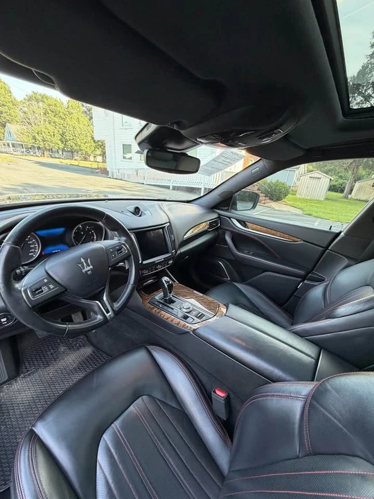 2017 Maserati Levante - Image 10 of 17