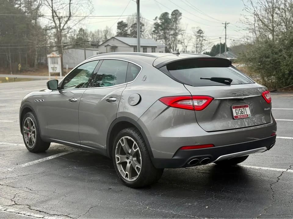 2017 Maserati Levante - Image 4 of 18