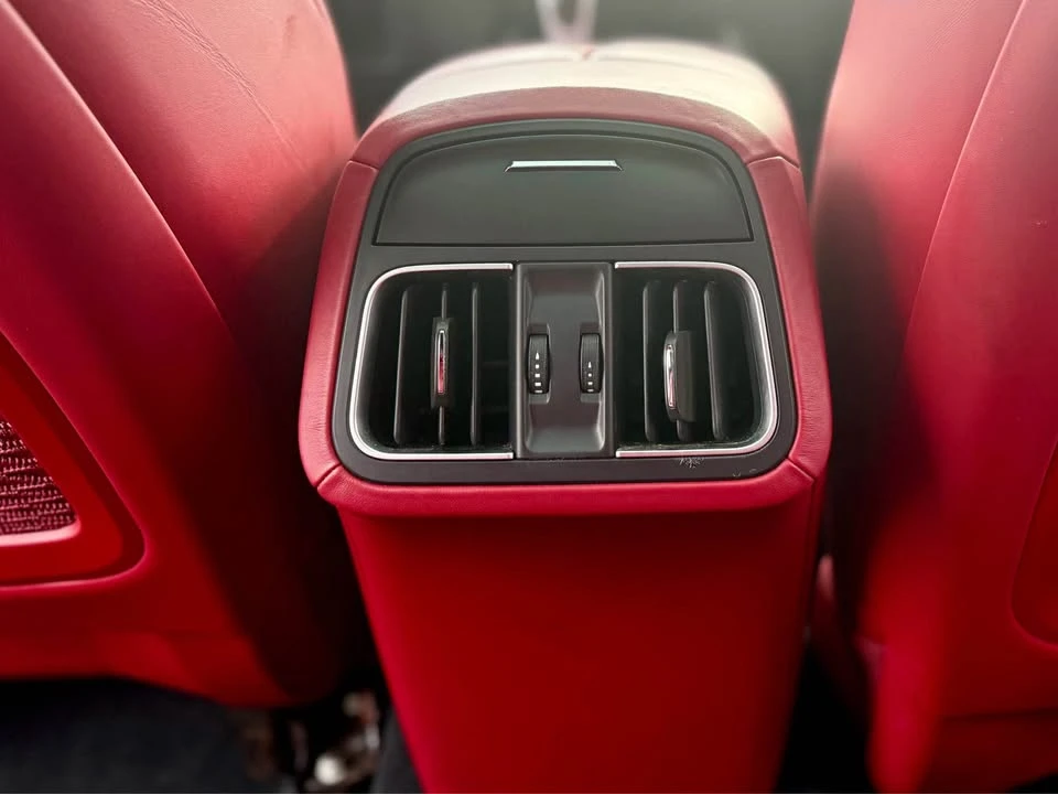 2017 Maserati Levante - Image 11 of 18