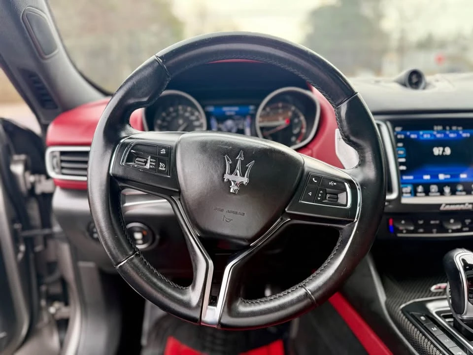 2017 Maserati Levante - Image 15 of 18