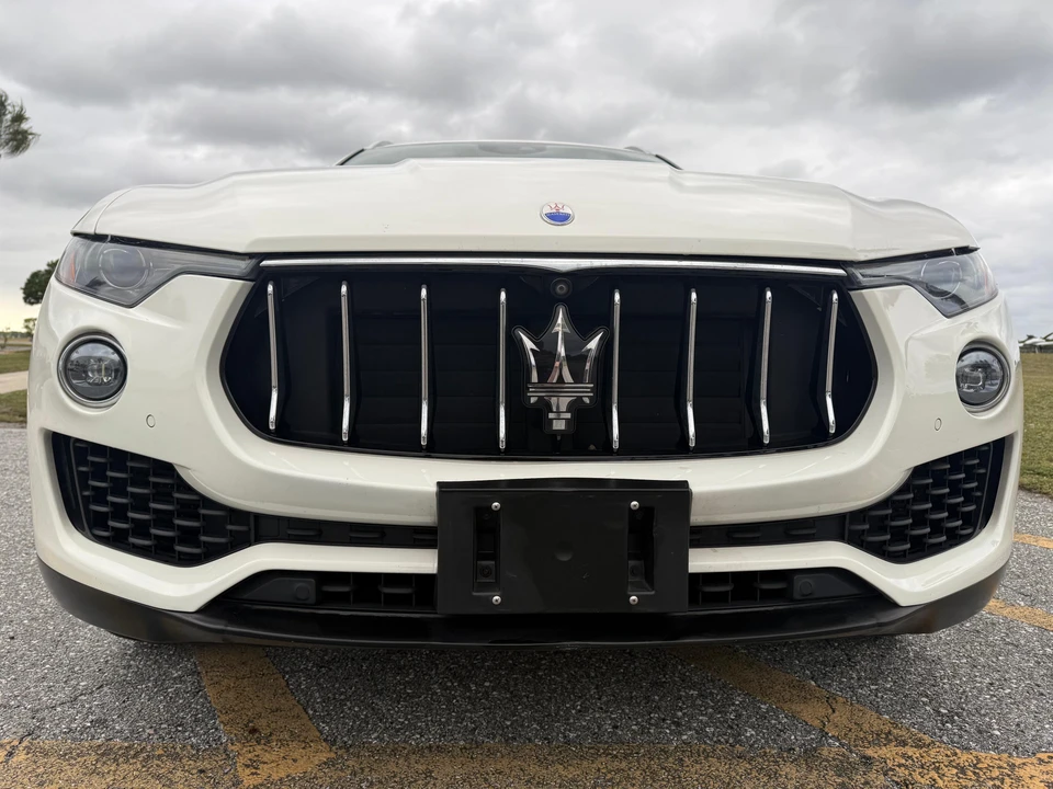 2017 Maserati Levante - Image 10 of 31