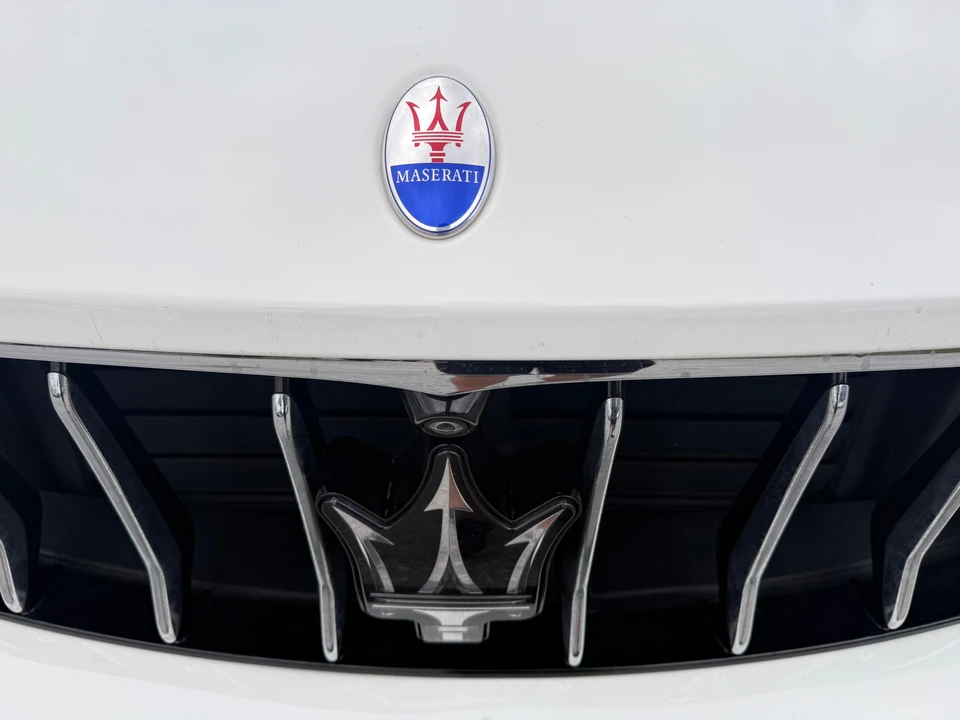 2017 Maserati Levante - Image 29 of 31