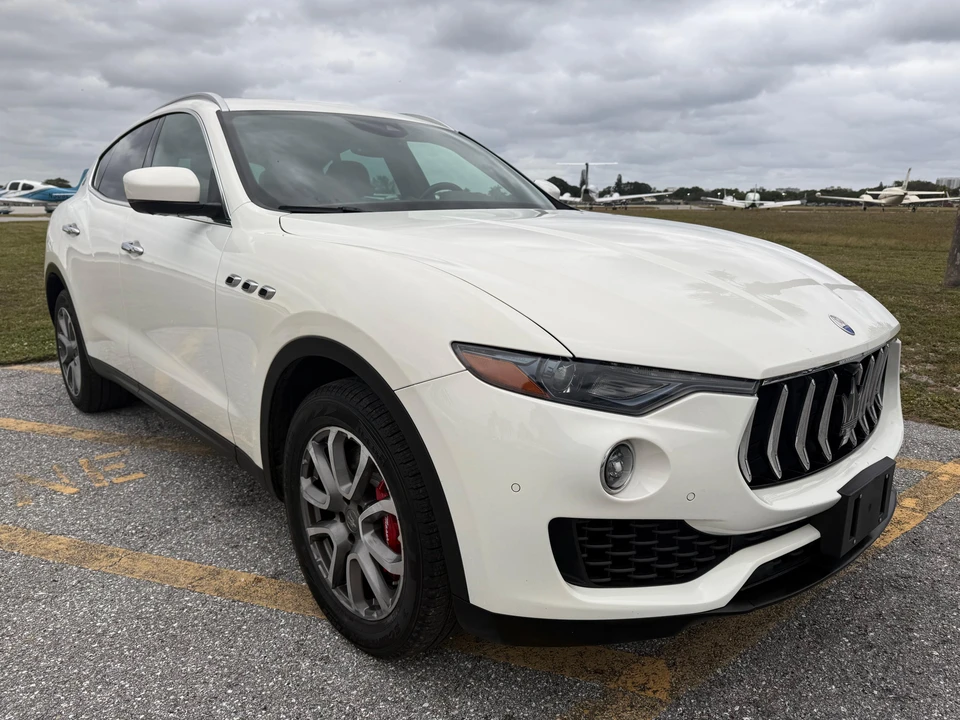 2017 Maserati Levante - Image 26 of 31