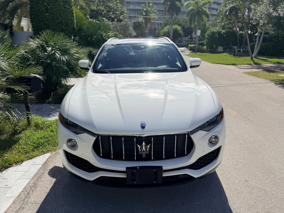 2017 Maserati Levante - Image 6 of 31