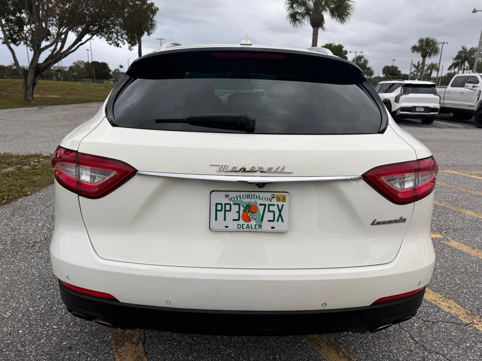 2017 Maserati Levante - Image 21 of 31