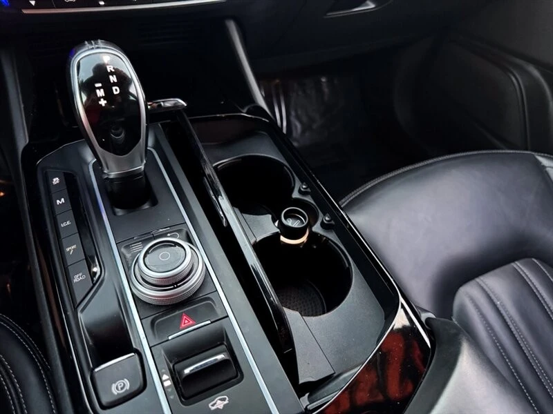2017 Maserati Levante - Image 23 of 31