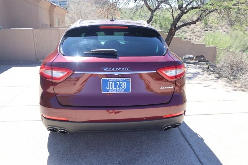 2017 Maserati Levante - Image 5 of 31