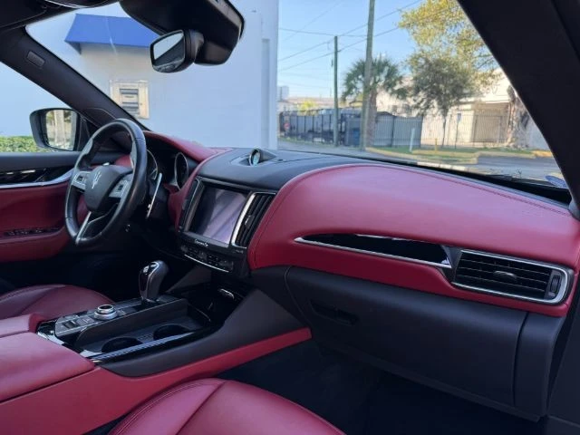2017 Maserati Levante - Image 19 of 20