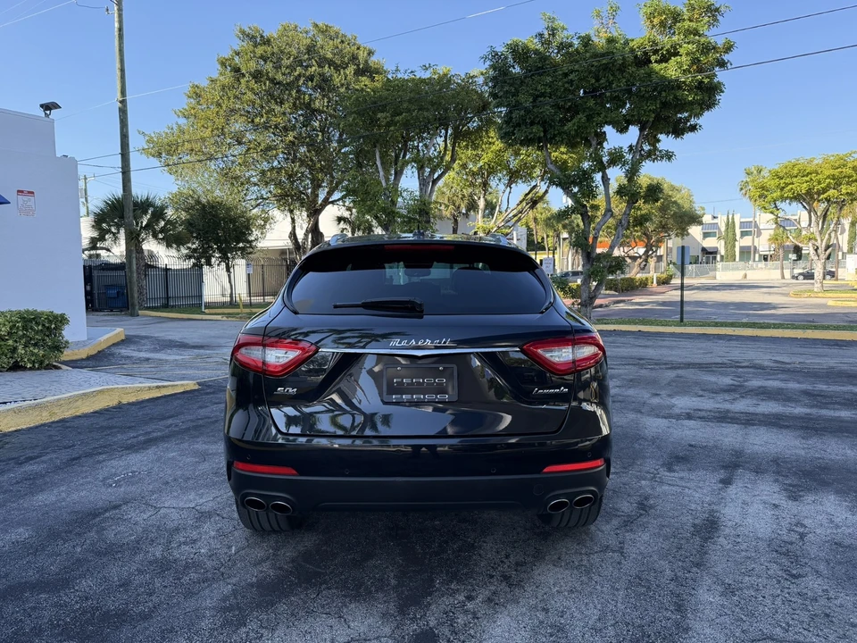 2017 Maserati Levante - Image 4 of 20