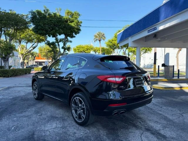 2017 Maserati Levante - Image 3 of 20