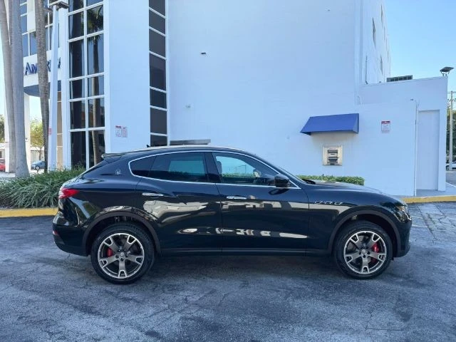 2017 Maserati Levante - Image 6 of 20