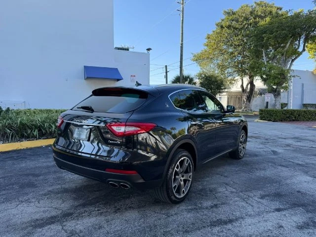 2017 Maserati Levante - Image 5 of 20