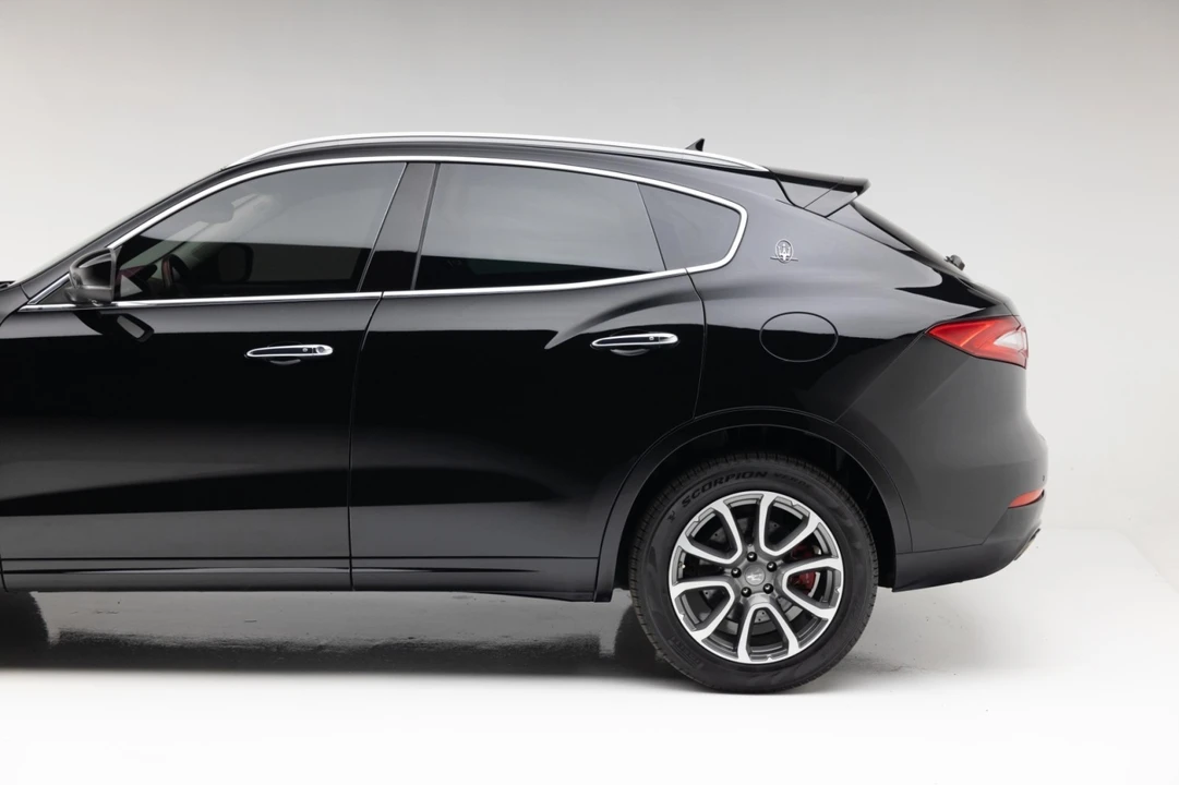 2017 Maserati Levante - Image 19 of 21