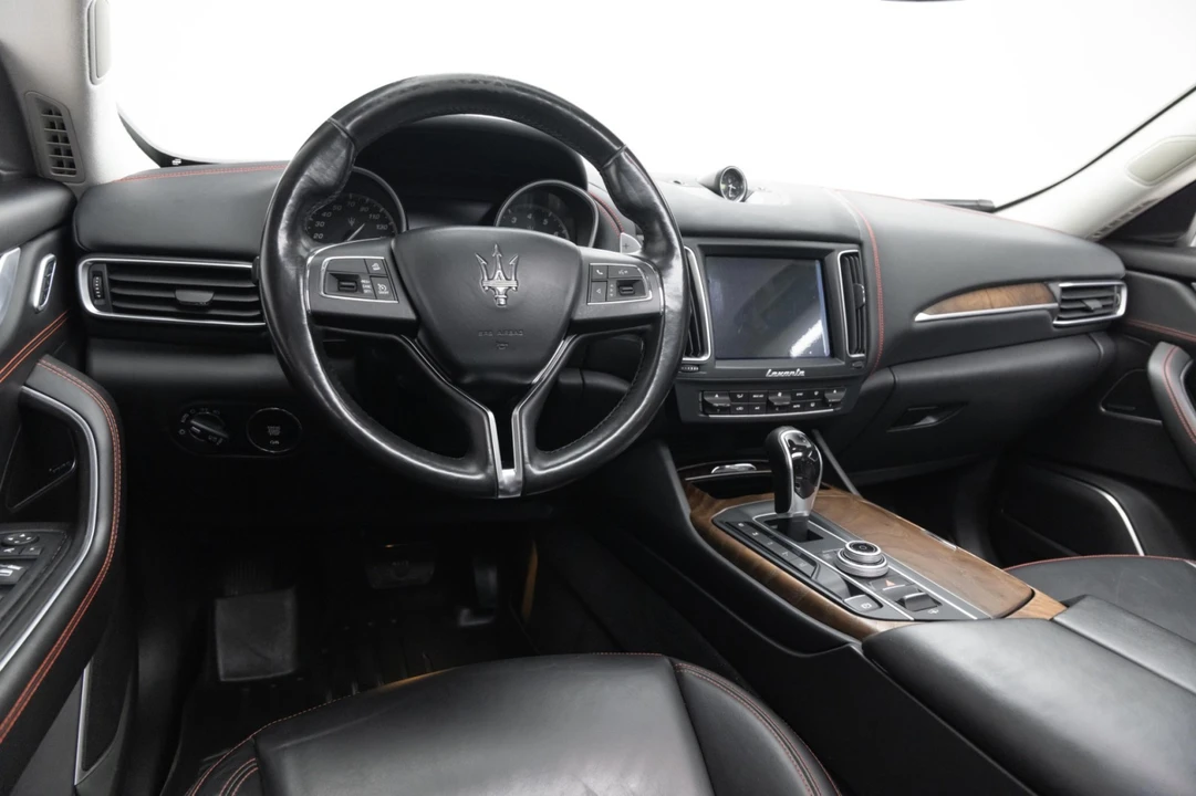 2017 Maserati Levante - Image 6 of 21