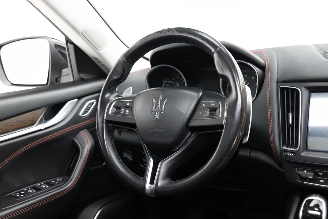 2017 Maserati Levante - Image 10 of 21