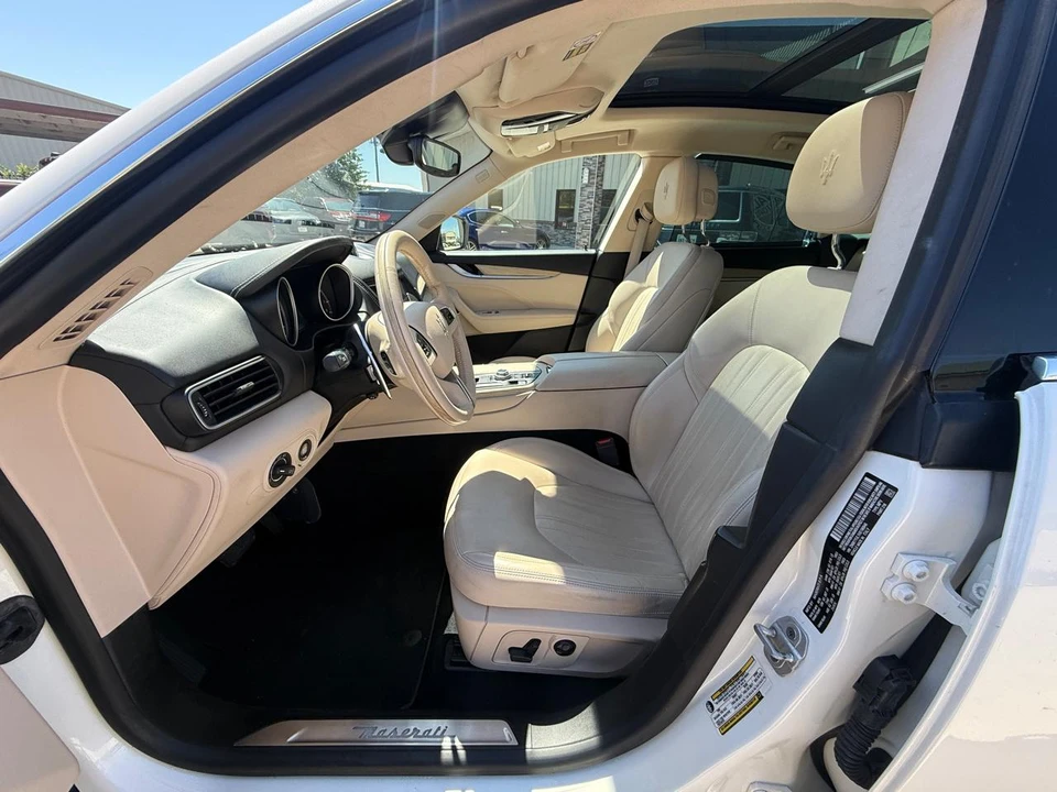 2017 Maserati Levante - Image 9 of 25