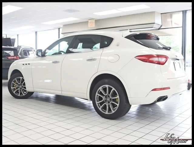2017 Maserati Levante - Image 7 of 12