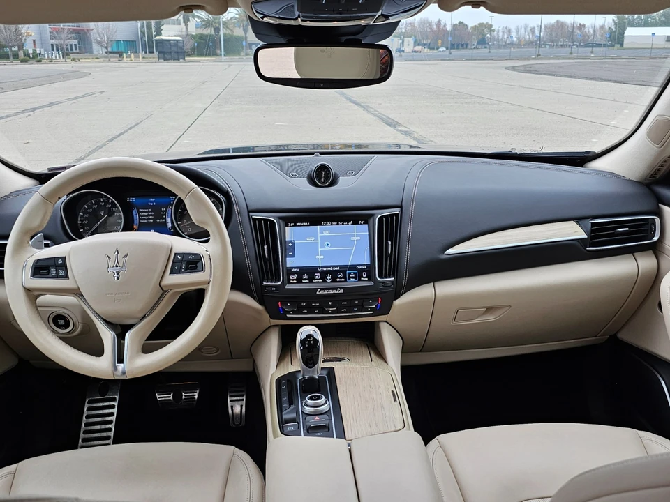 2017 Maserati Levante - Image 19 of 21