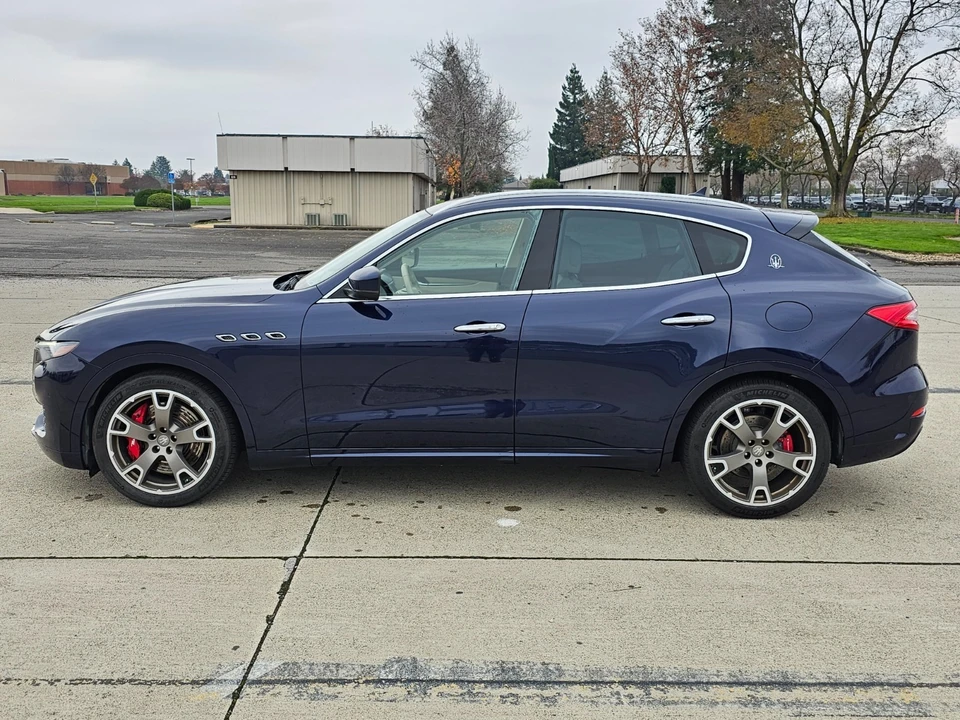 2017 Maserati Levante - Image 6 of 21