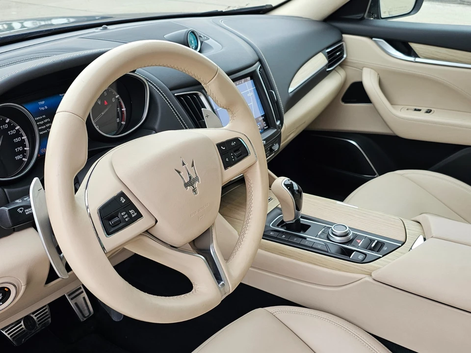 2017 Maserati Levante - Image 11 of 21
