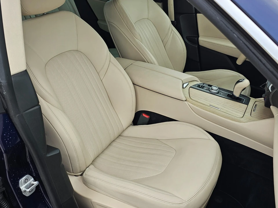 2017 Maserati Levante - Image 17 of 21