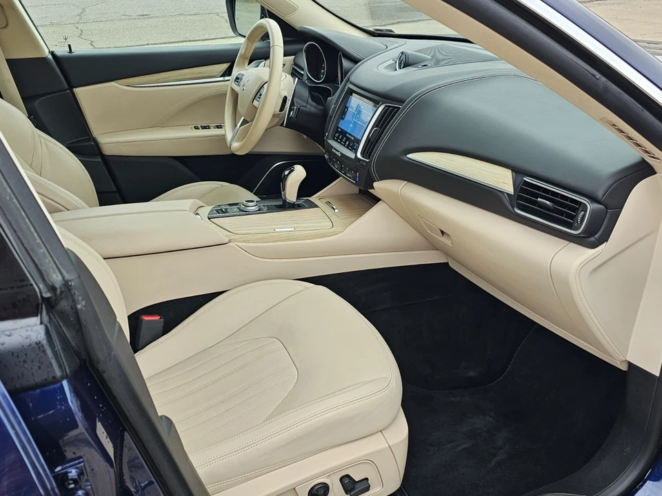 2017 Maserati Levante - Image 15 of 21