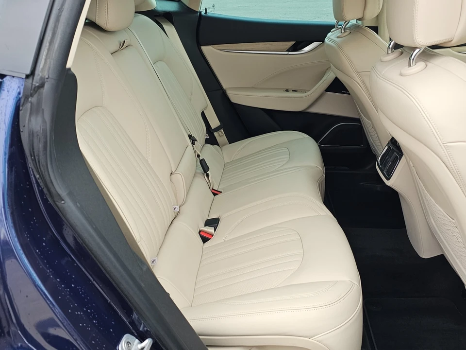 2017 Maserati Levante - Image 18 of 21