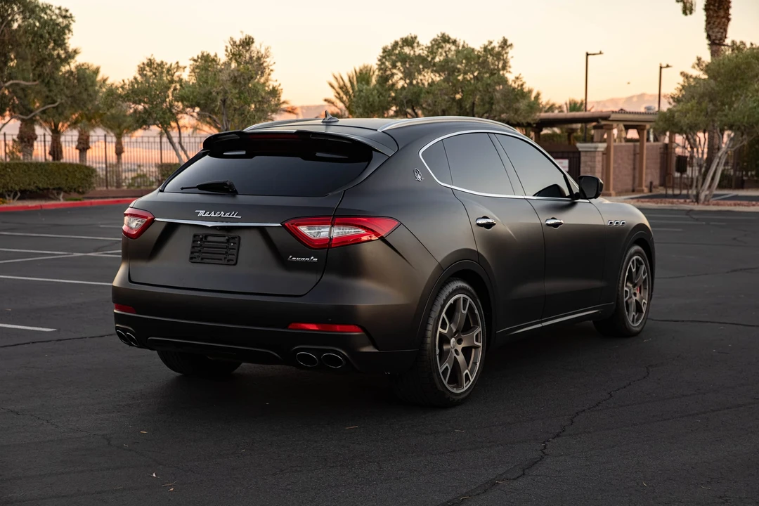 2017 Maserati Levante - Image 4 of 31