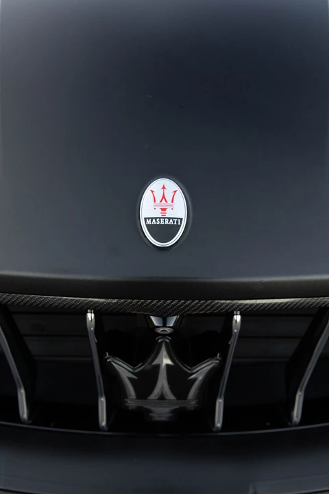 2017 Maserati Levante - Image 16 of 31