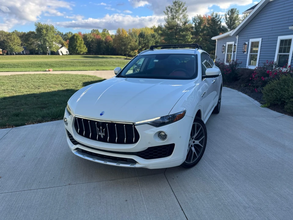 2017 Maserati Levante - Image 12 of 28