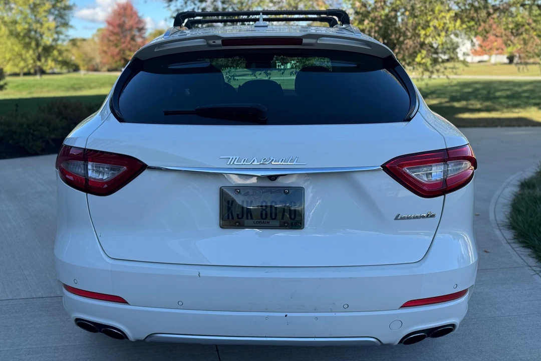 2017 Maserati Levante - Image 5 of 28