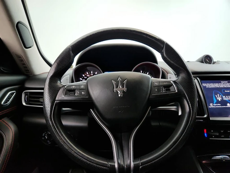 2017 Maserati Levante - Image 17 of 31