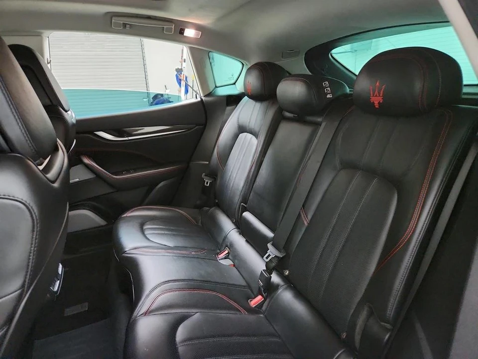 2017 Maserati Levante - Image 25 of 31