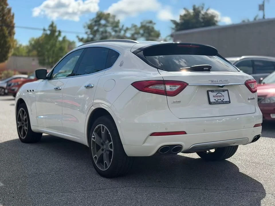 2017 Maserati Levante - Image 7 of 20