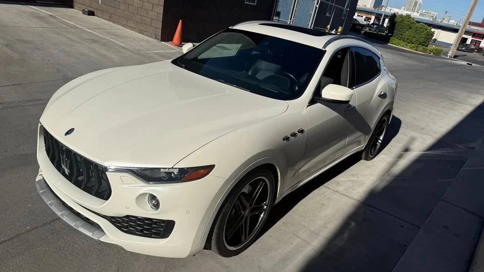 2017 Maserati Levante - Image 8 of 20