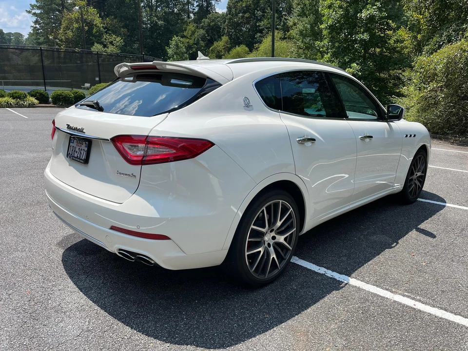 2017 Maserati Levante - Image 14 of 31