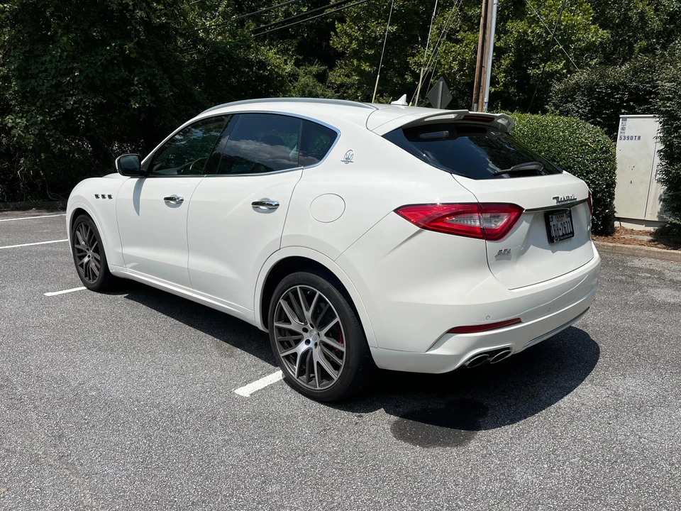 2017 Maserati Levante - Image 12 of 31