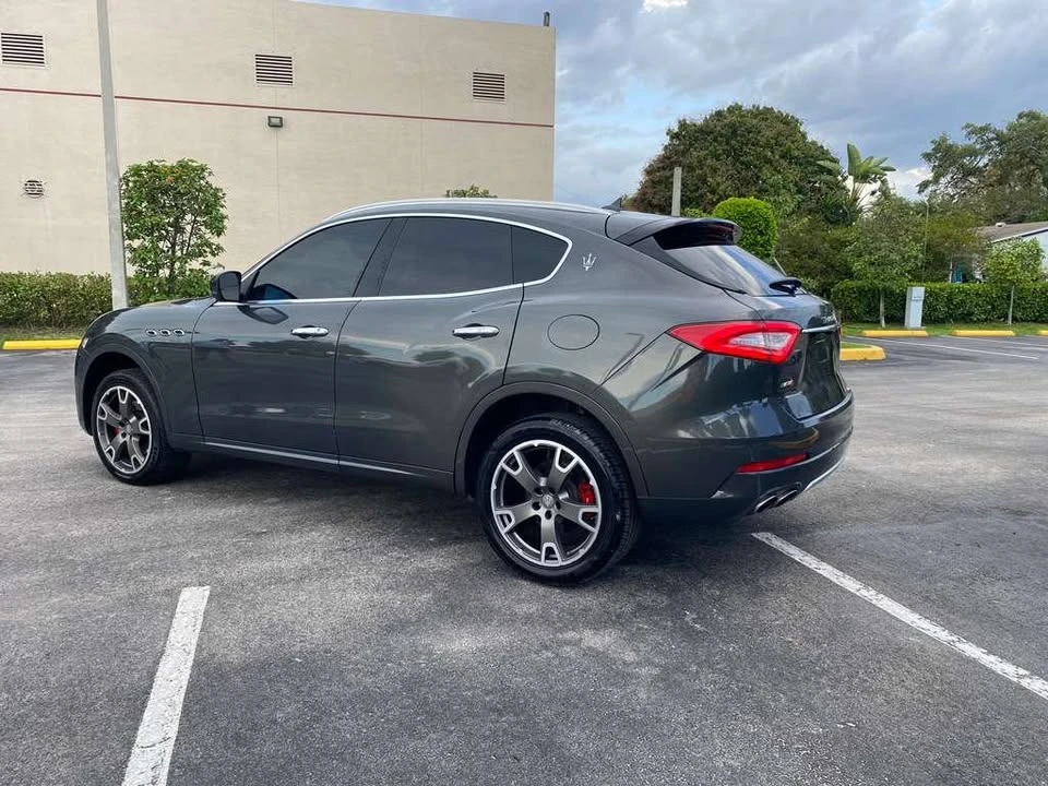 2017 Maserati Levante - Image 4 of 8