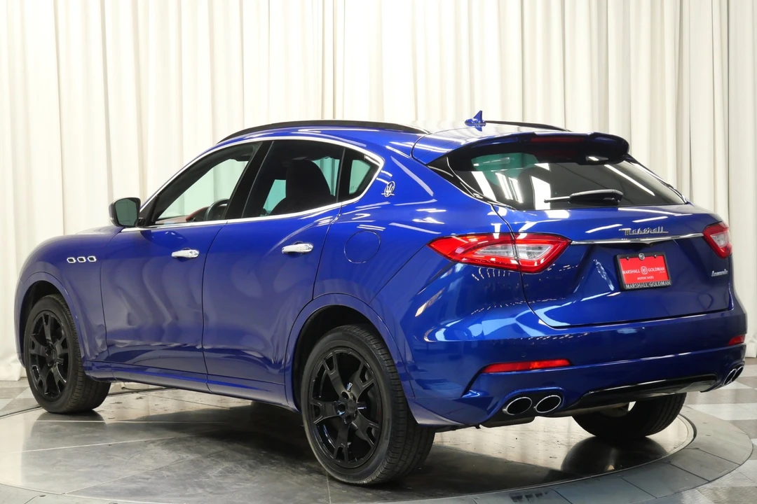 2017 Maserati Levante - Image 7 of 12