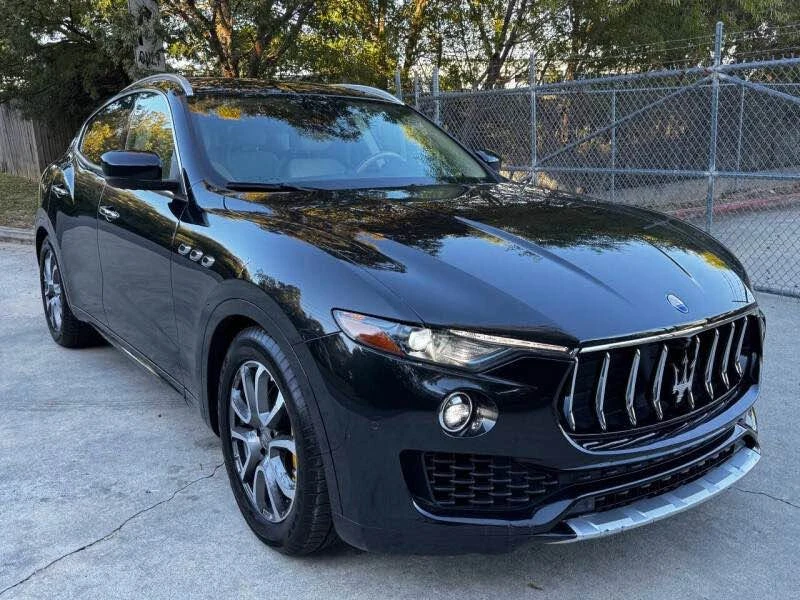 2017 Maserati Levante - Image 9 of 18