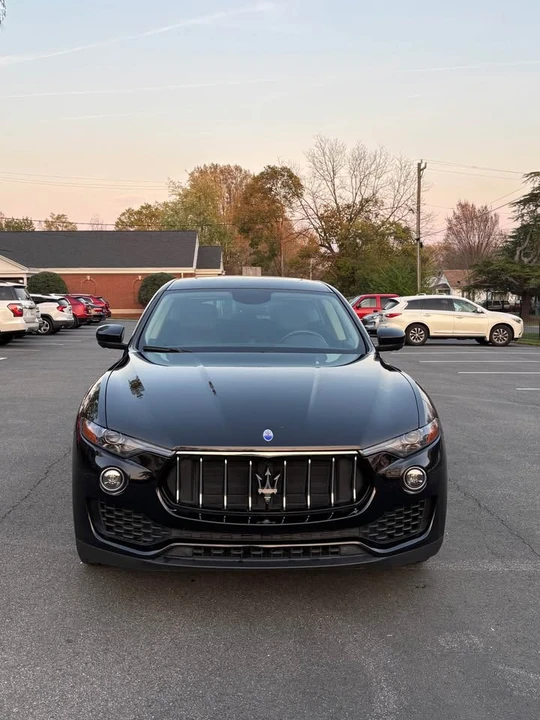 2017 Maserati Levante - Image 2 of 16