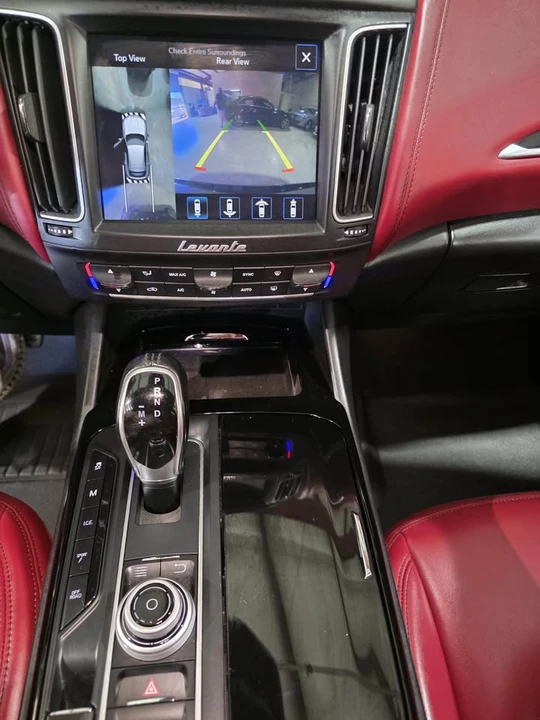 2017 Maserati Levante - Image 13 of 18
