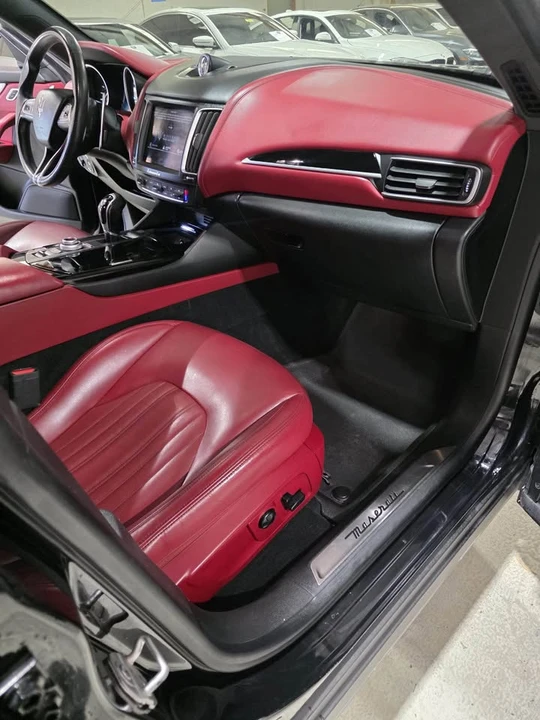 2017 Maserati Levante - Image 14 of 18