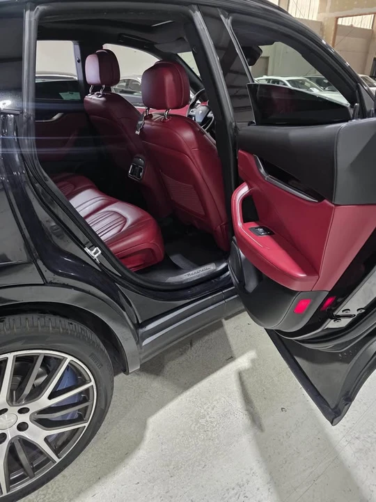 2017 Maserati Levante - Image 17 of 18