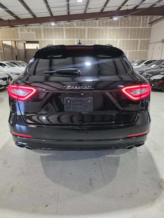 2017 Maserati Levante - Image 8 of 18