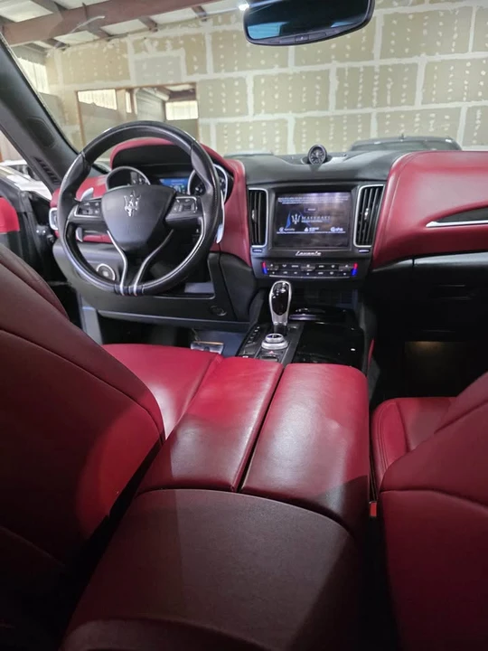 2017 Maserati Levante - Image 15 of 18