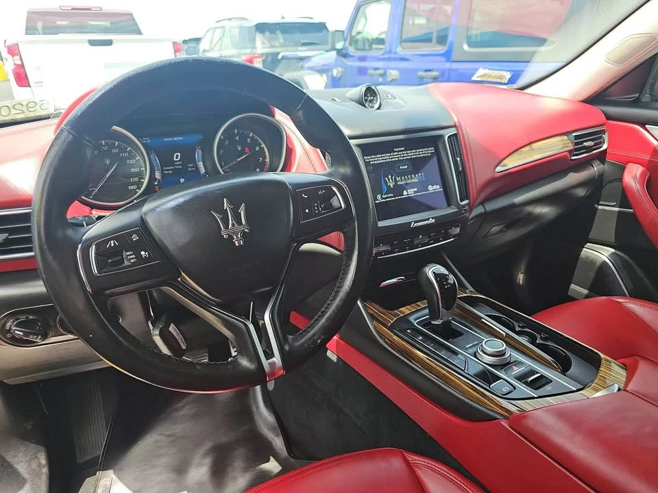 2017 Maserati Levante - Image 6 of 8