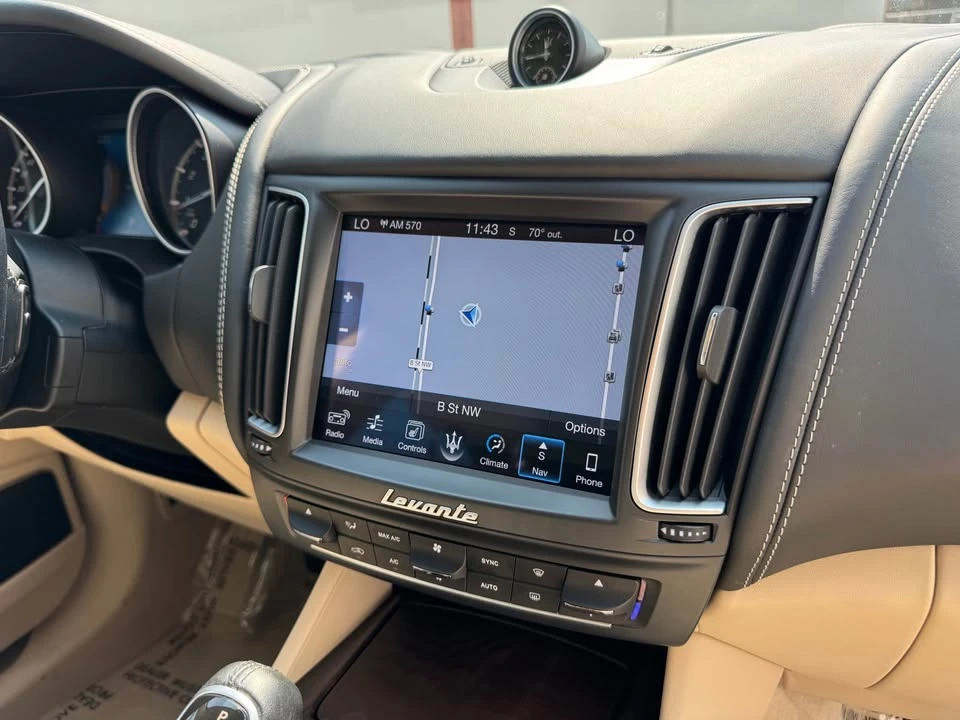 2017 Maserati Levante - Image 15 of 19