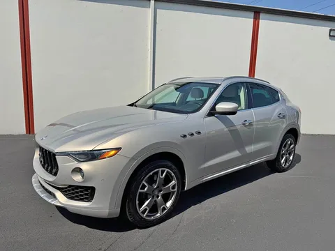 2017 Maserati Levante Sport Utility 4D
